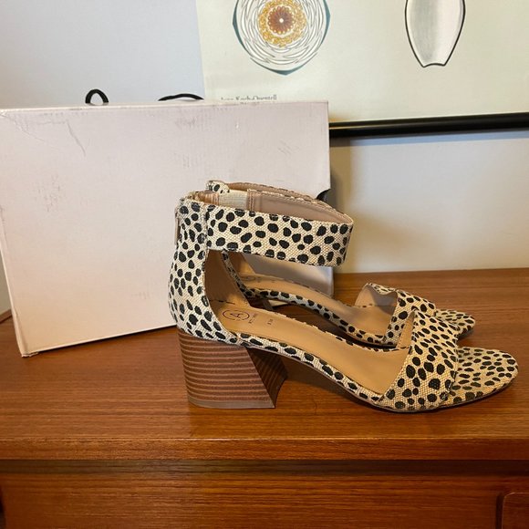 Addition Elle Wide Ankle Strap Cheetah Print Sandal - Picture 6 of 7